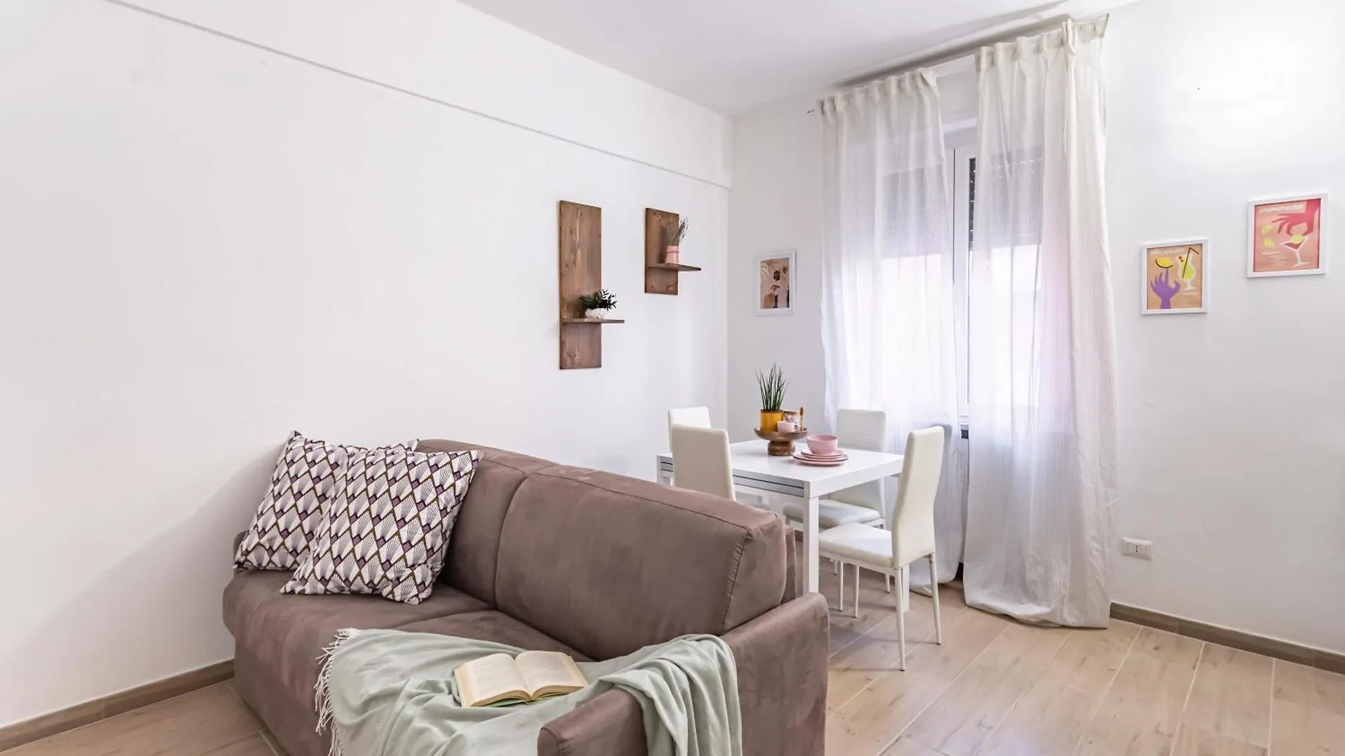 Apartmán Ares&Athena Home - Pavia City - By Host4U