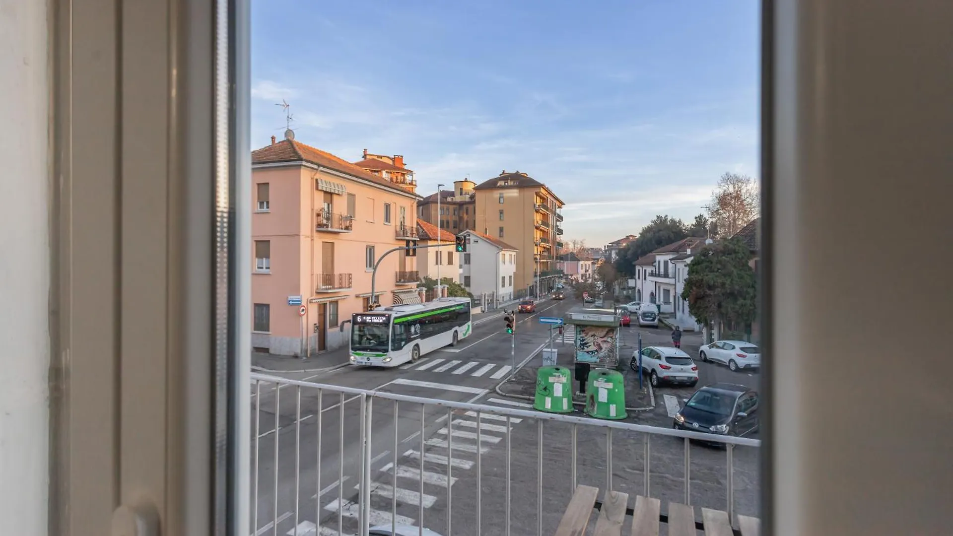 Ares&Athena Home - Pavia City - By Host4U Apartmán